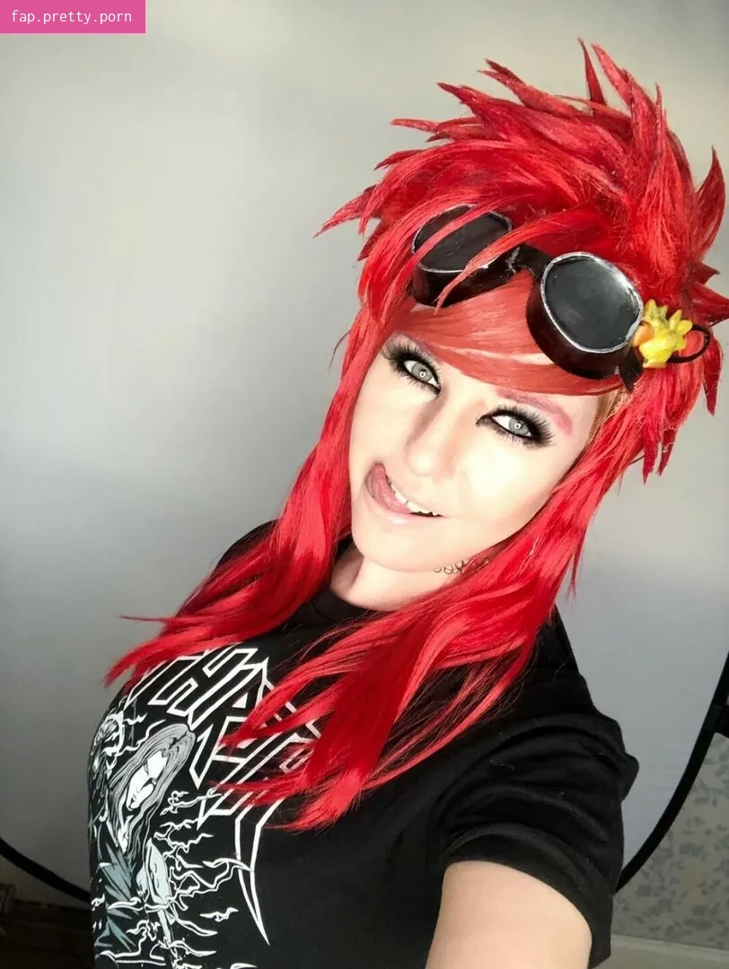 LisaLouWho - Photo #80