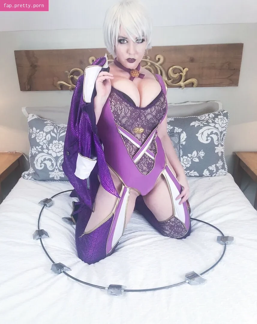 LisaLouWho - Photo #86
