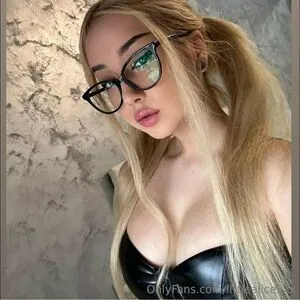littlealicexxx