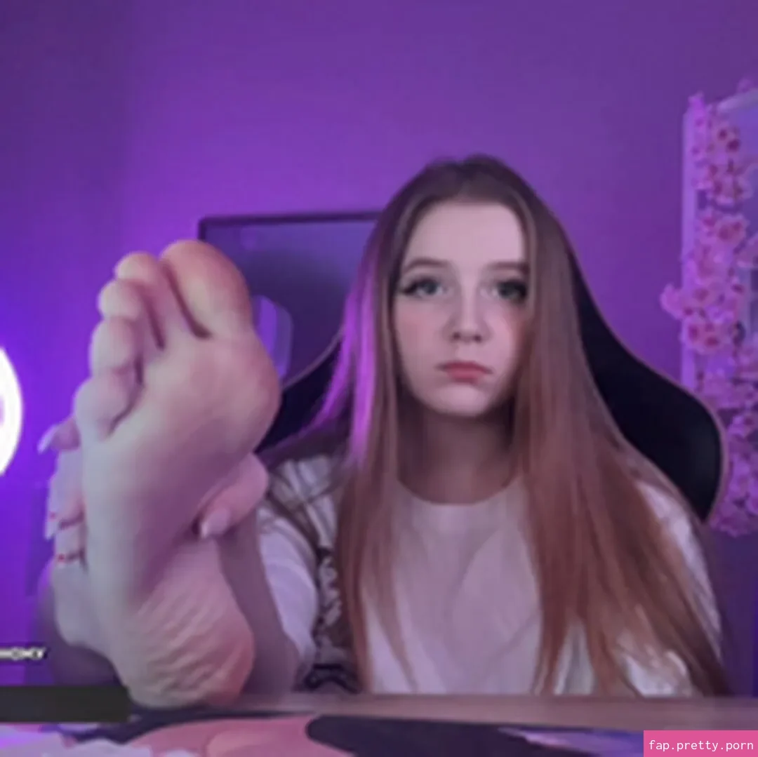 littleangellmarr - Photo #01