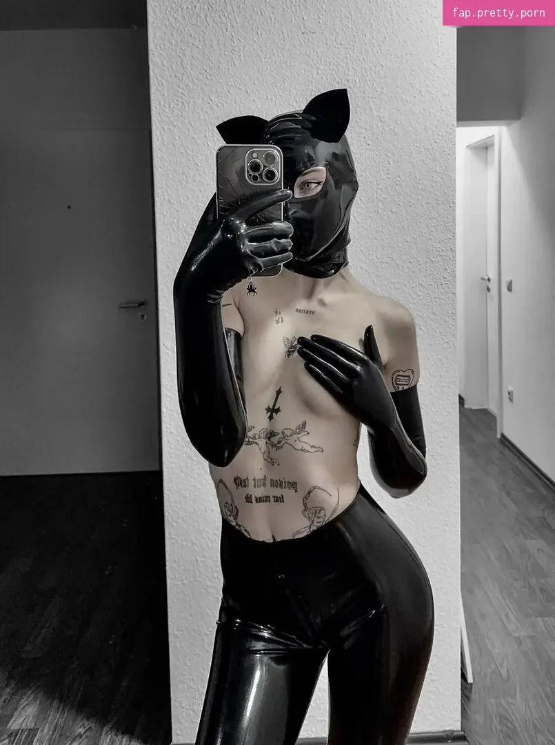 littlebllkkitty - Photo #38