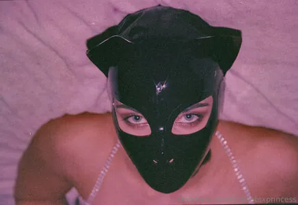 littlelatexprincess content