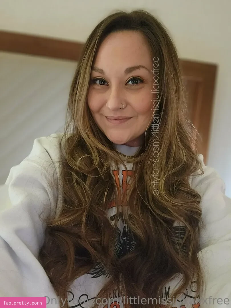 littlemissjuliaxxfree - Photo #14