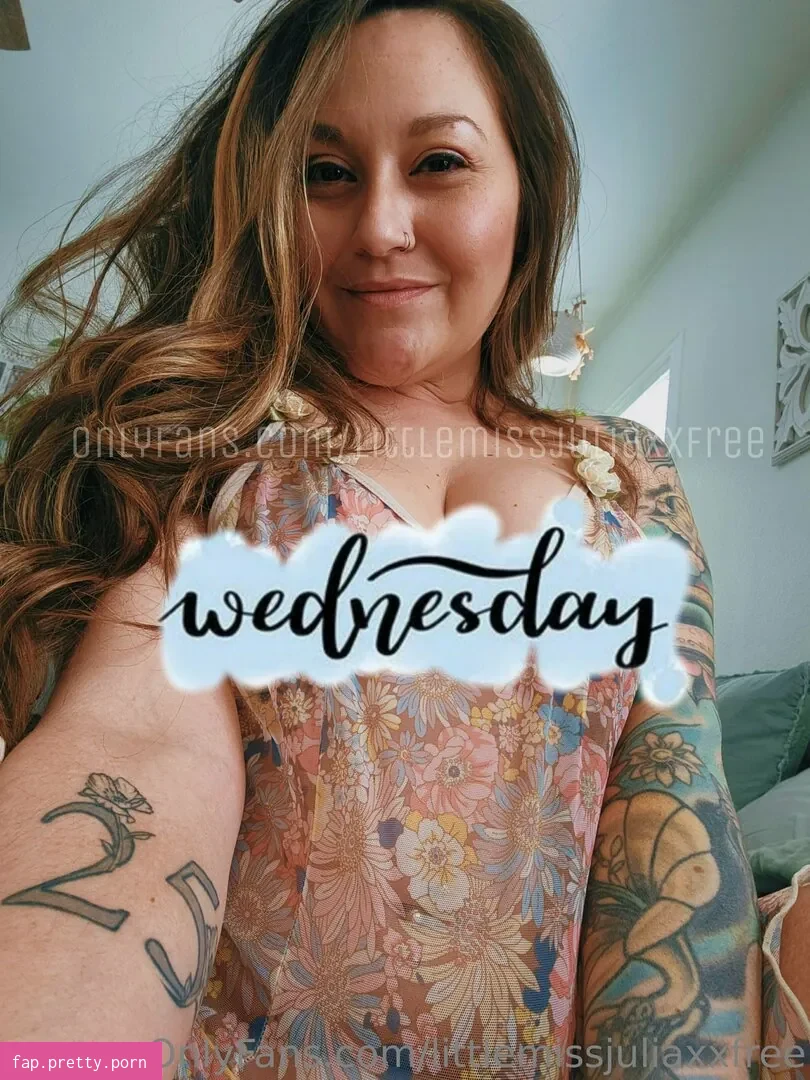 littlemissjuliaxxfree - Photo #17