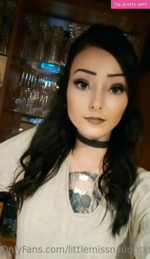 littlemissnaughtytw - Photo #02
