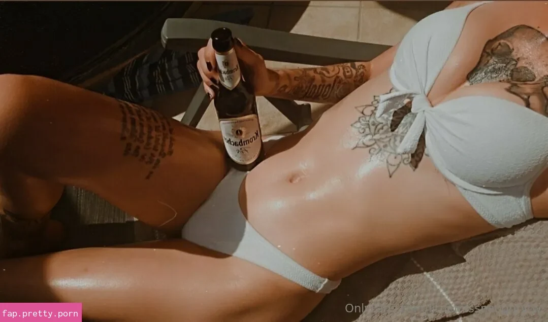 littlemissnaughtytw - Photo #33