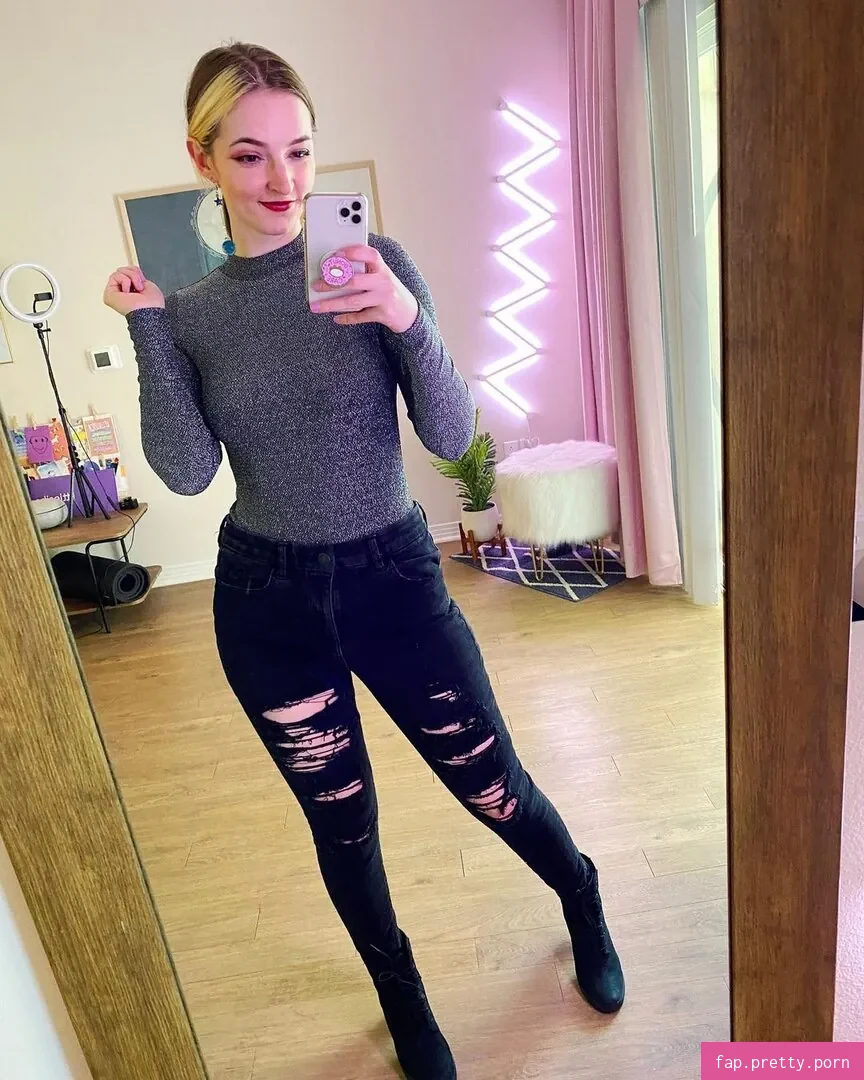 Littlesiha - Photo #36
