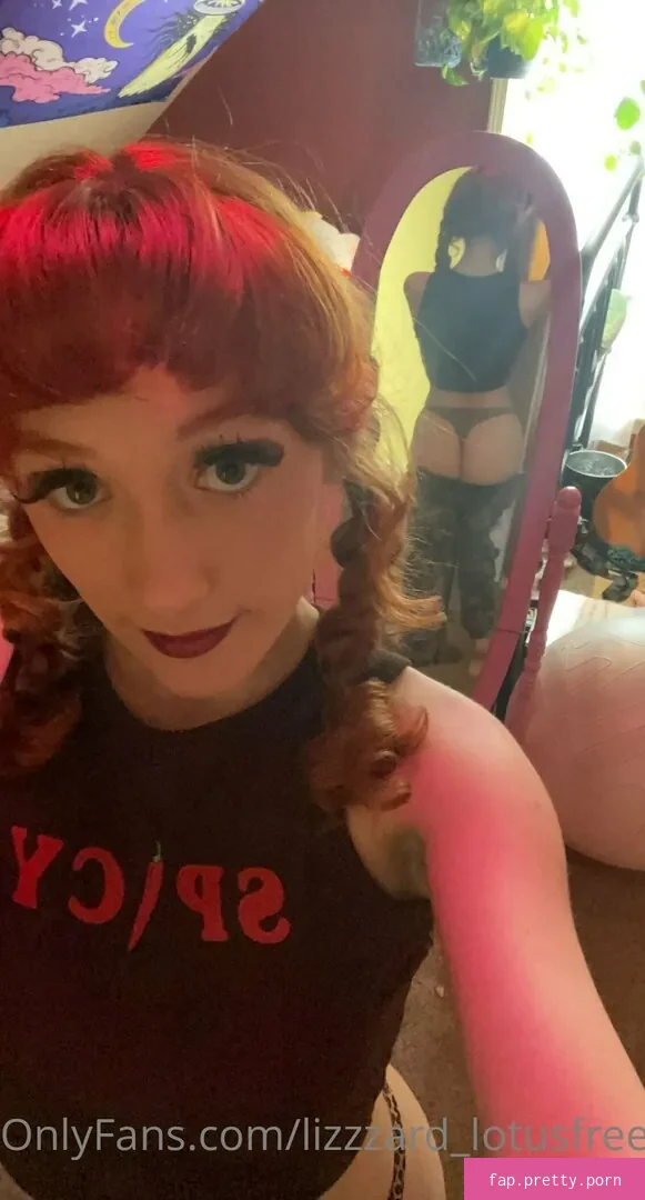 lizgizzardfree - Photo #30
