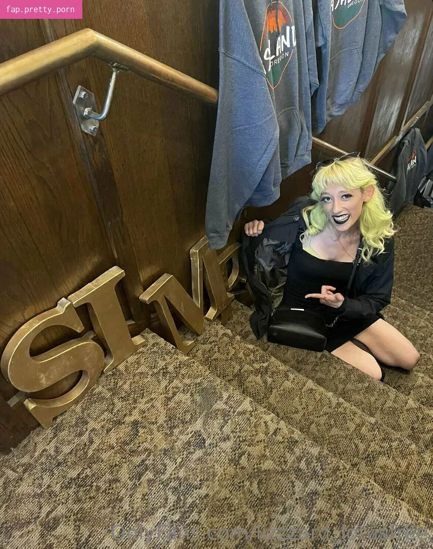 lizgizzardfree - Photo #87