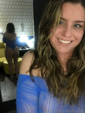 lizzzxxx37