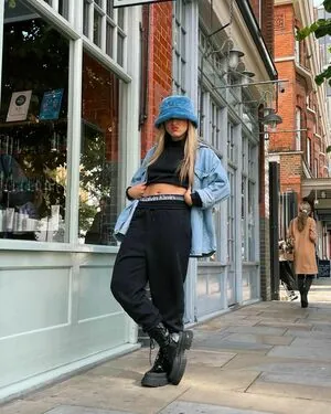 Lola Indigo