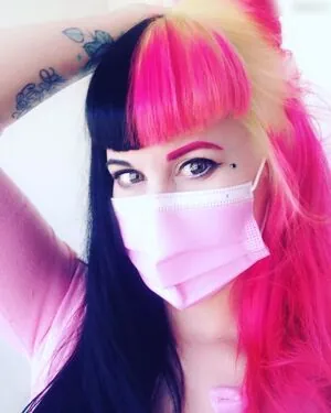 LaJenTrois - Jen Roomes