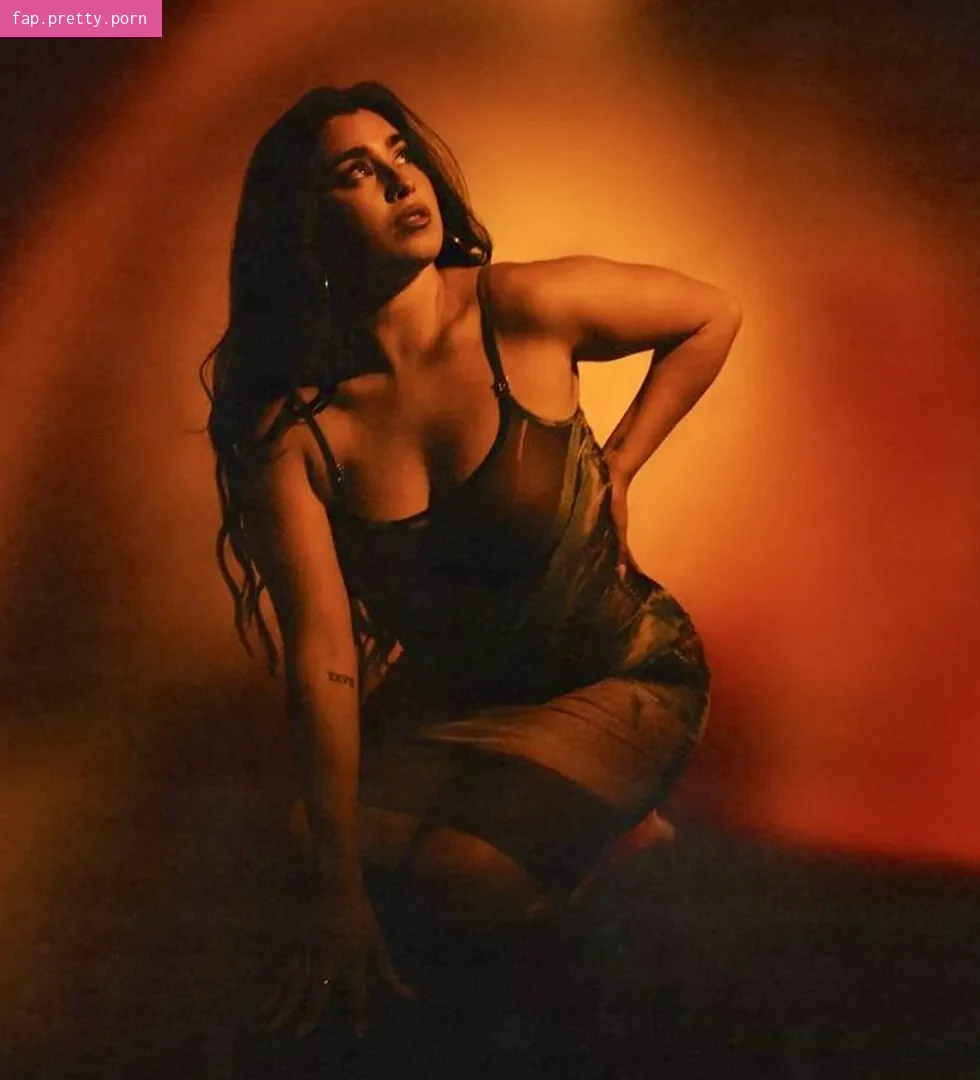 Lauren Jauregui - Photo #02