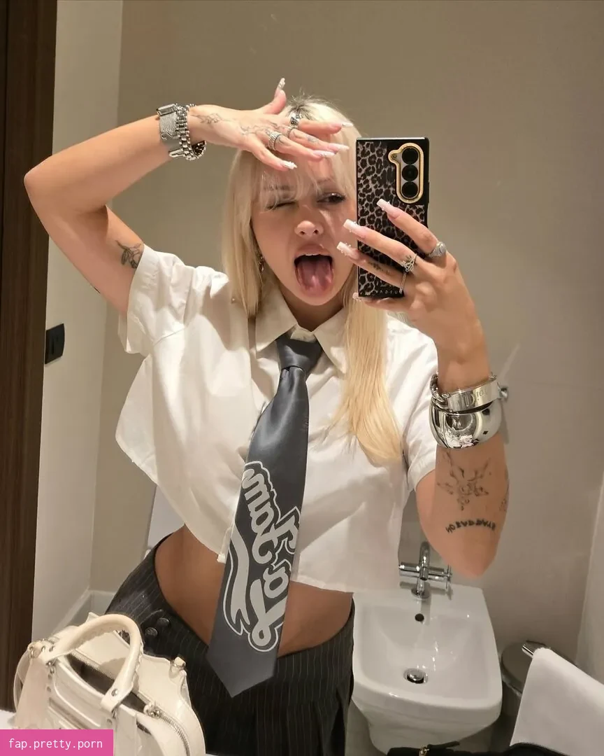 Lila Janowska - Photo #93