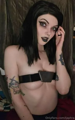 Louise Julie