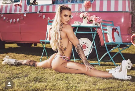 Lauren Kenealy