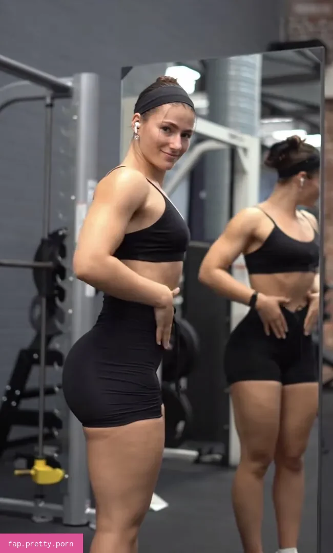 Leonie Kommoss - Photo #88