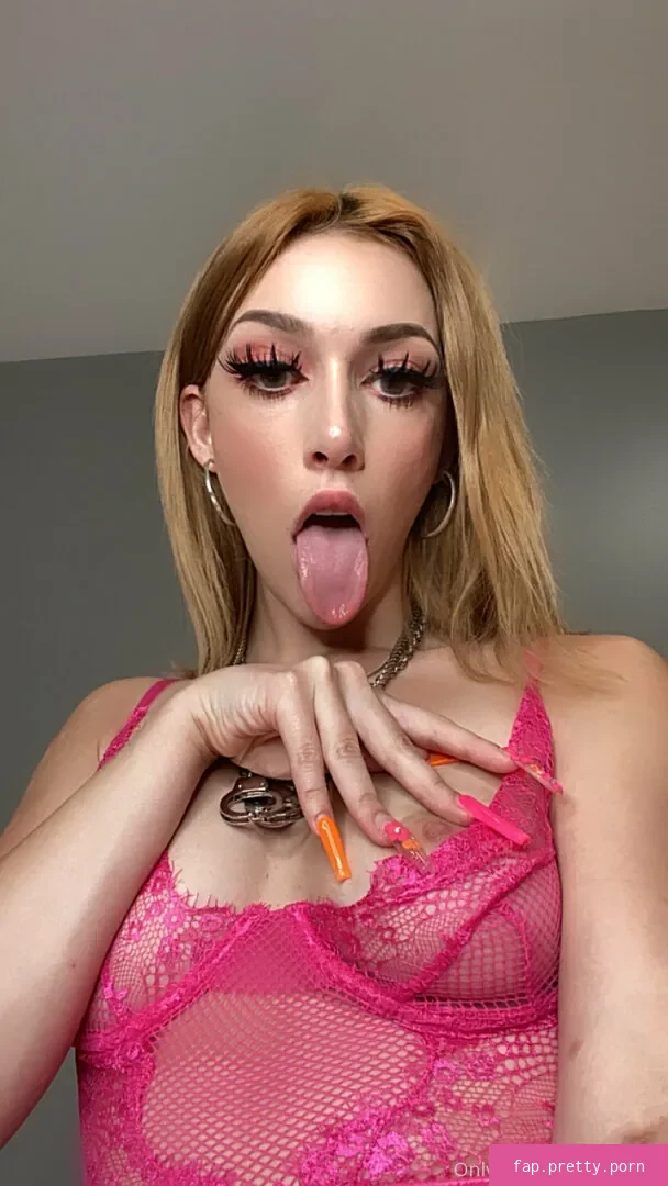 Lacey Laid - Photo #91