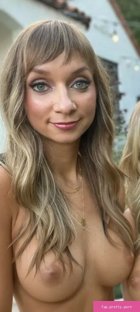 Lauren Lapkus - Photo #25
