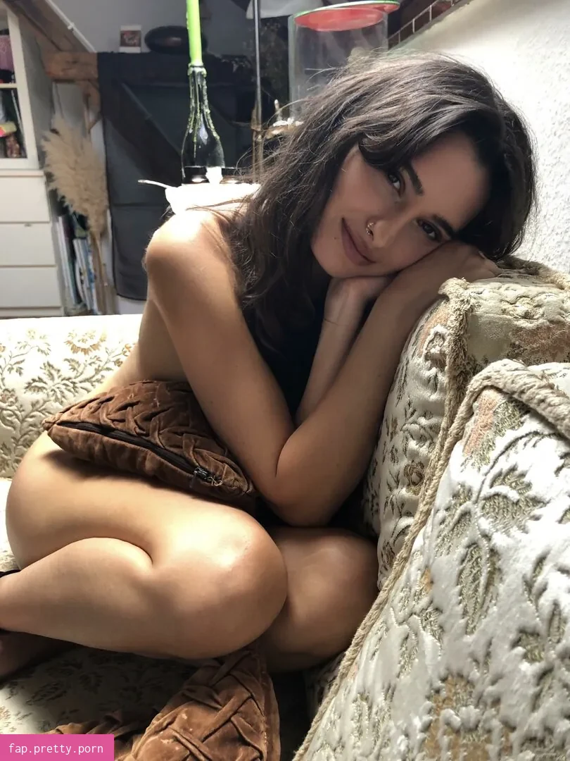 Li-lana - Photo #15