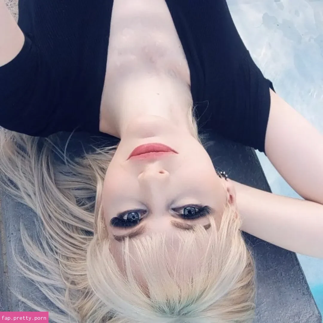 Lianna Lawson - Photo #36