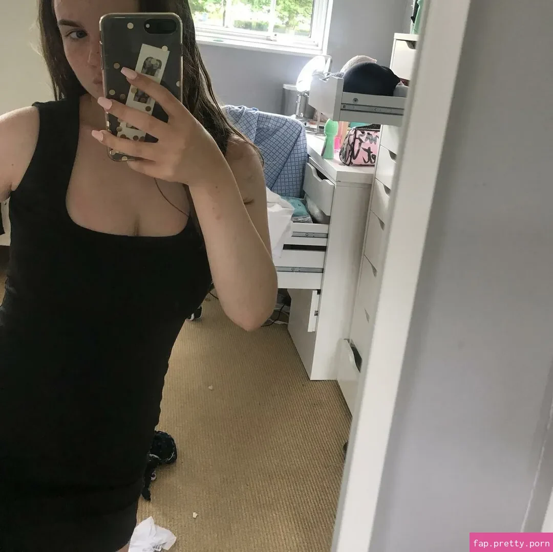 Lily Logan - Photo #54