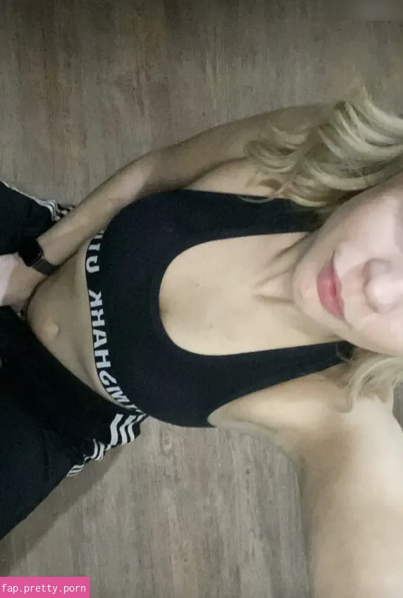 lustful_leonie - Photo #21