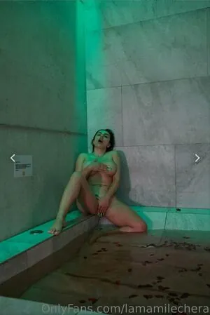 La Mami Lechera