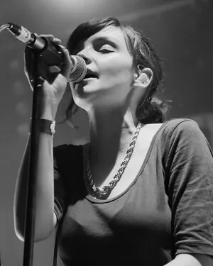 Lauren Mayberry