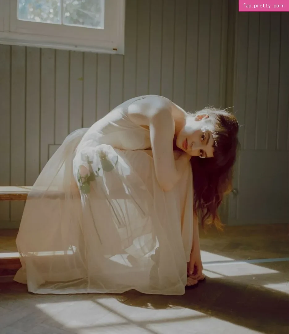 Lauren Mayberry - Photo #69