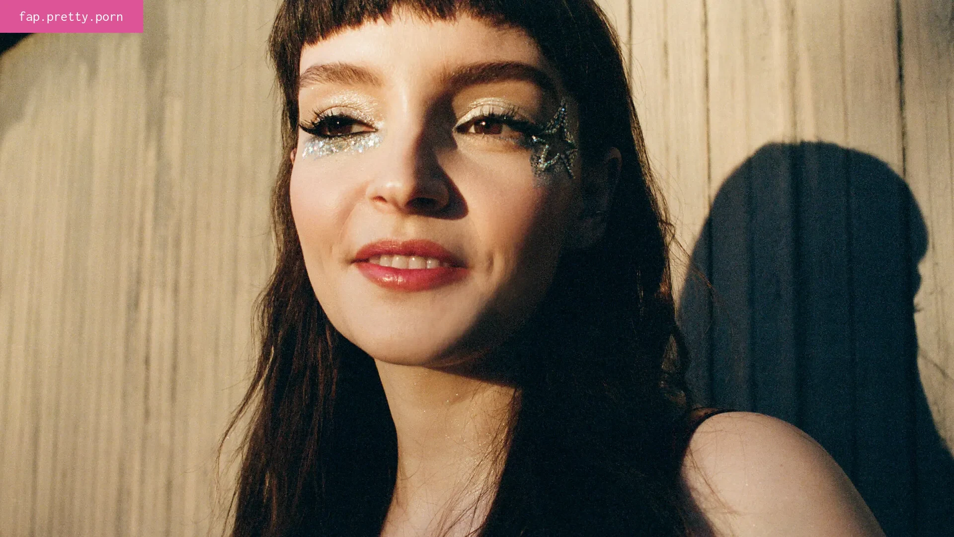 Lauren Mayberry - Photo #22