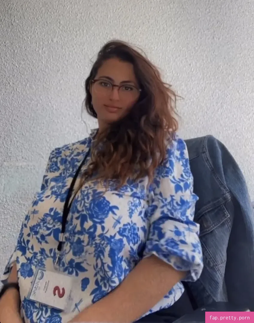 Lili M - Photo #10