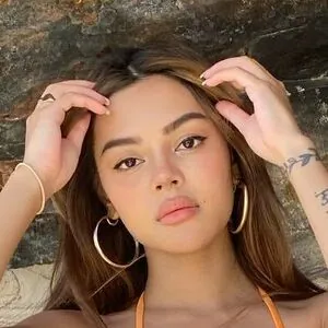 Lily May Mac