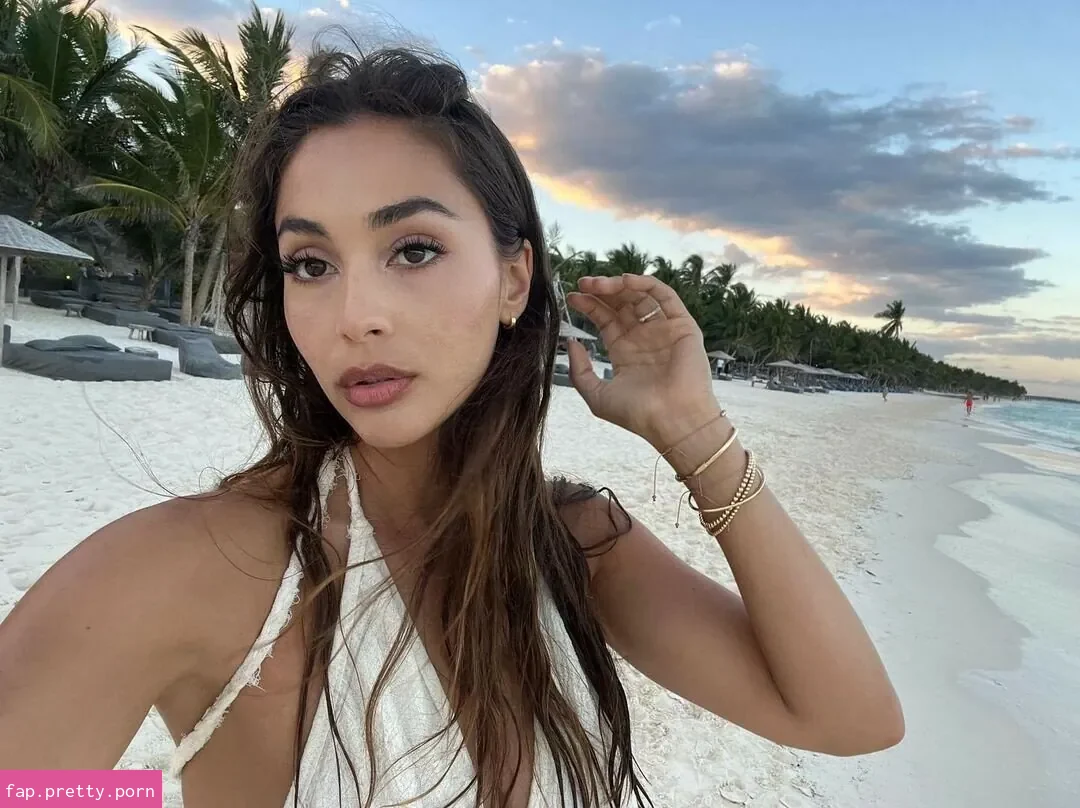 Lindsey Morgan - Photo #44