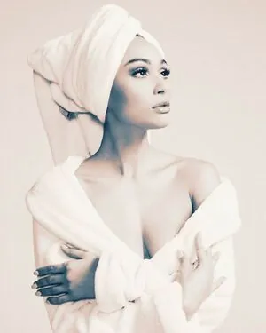 Lindsey Morgan