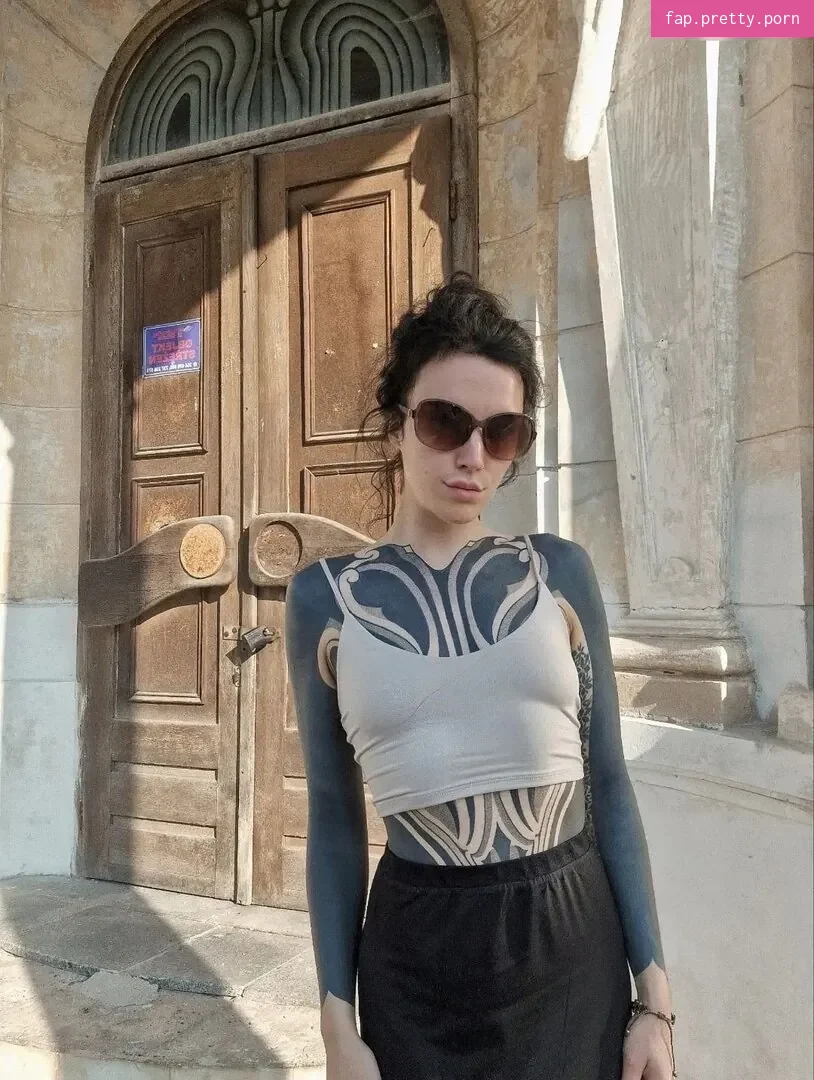 Lisbeth Mueller - Photo #20