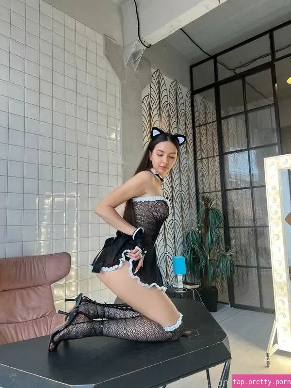 Liya Moon - Photo #06