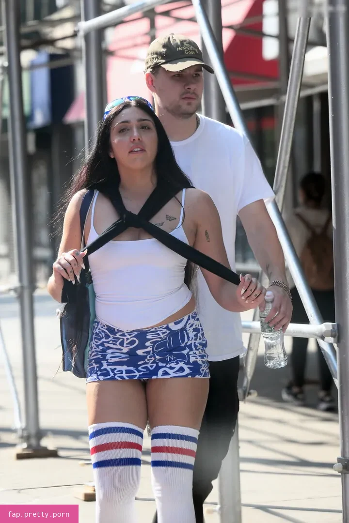 Lourdes Maria Ciccone Leon - Photo #29