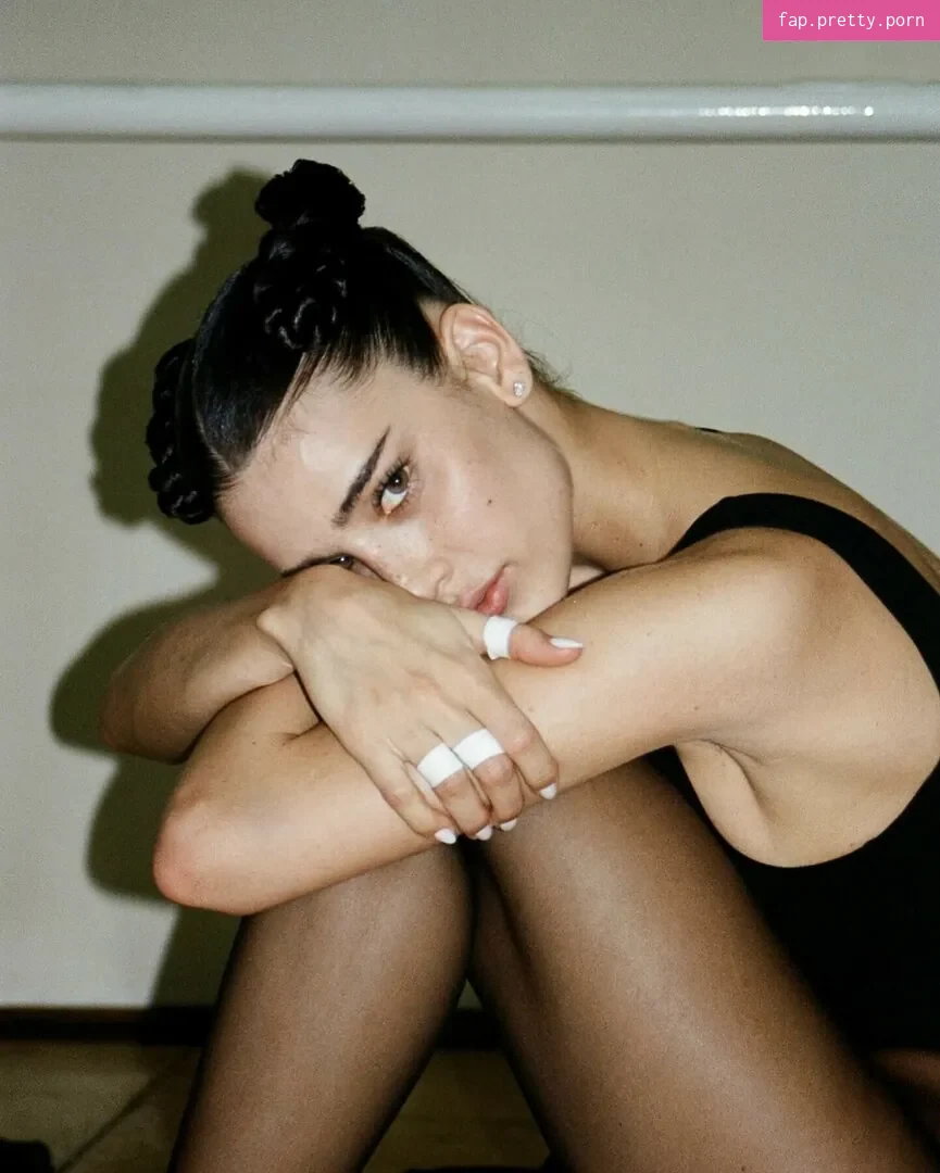 Livia Nunes Marques - Photo #24