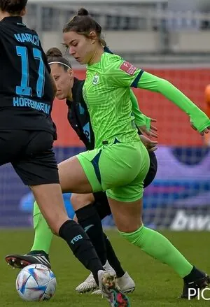 Lena Oberdorf