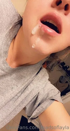 LoadsofLayla