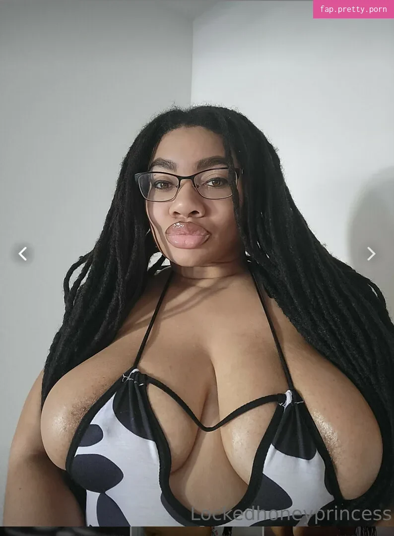 LockedHoneyPrincess - Photo #05