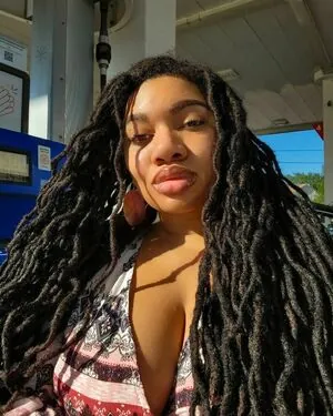 LockedHoneyPrincess