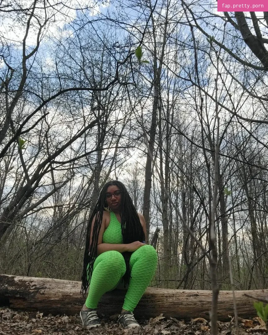 LockedHoneyPrincess - Photo #63