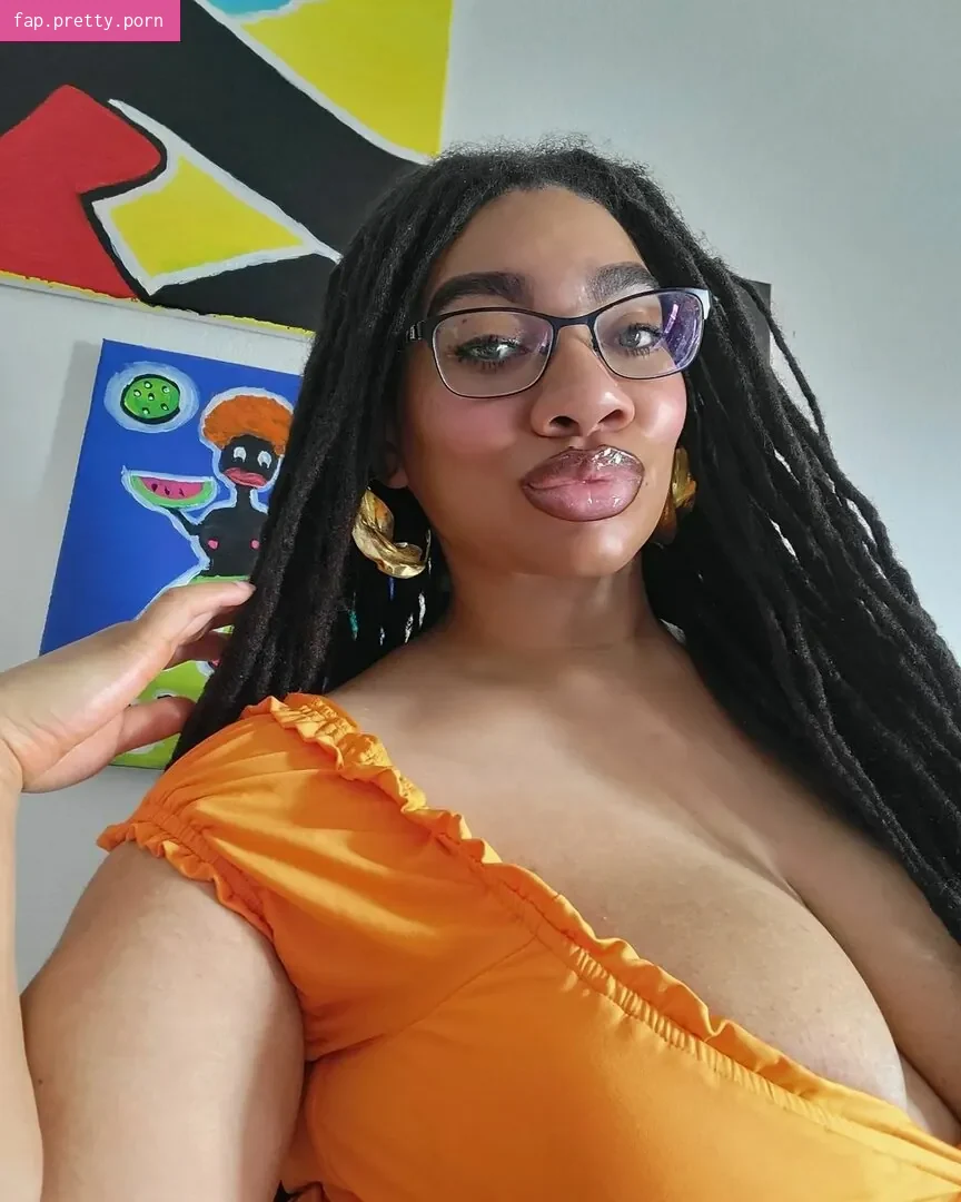 LockedHoneyPrincess - Photo #68