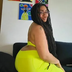 LockedHoneyPrincess