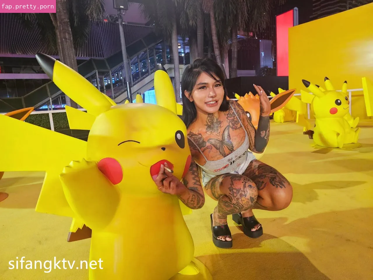 longmaocouple - Photo #38