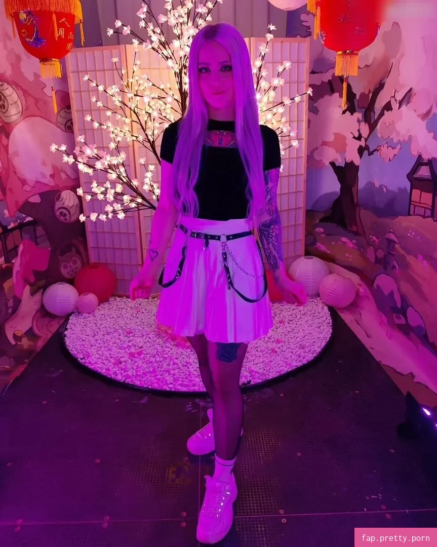 LostKittn - Photo #32