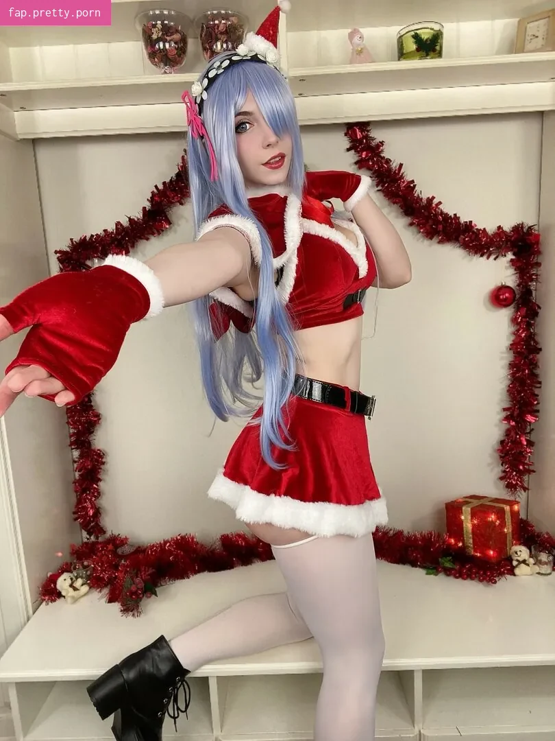 lady_pizza_hug - Photo #51