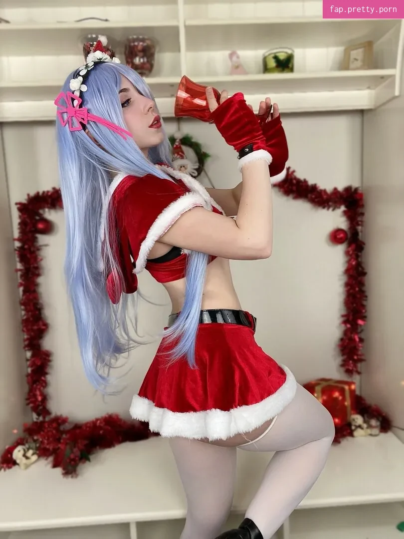 lady_pizza_hug - Photo #55